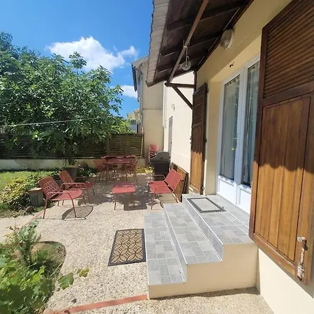 35 M2 Avec Terrasse Et Jardin Apartamento *